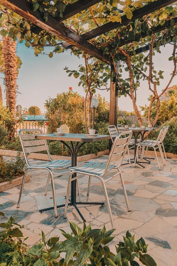 Villa Umag Seafront מראה חיצוני תמונה